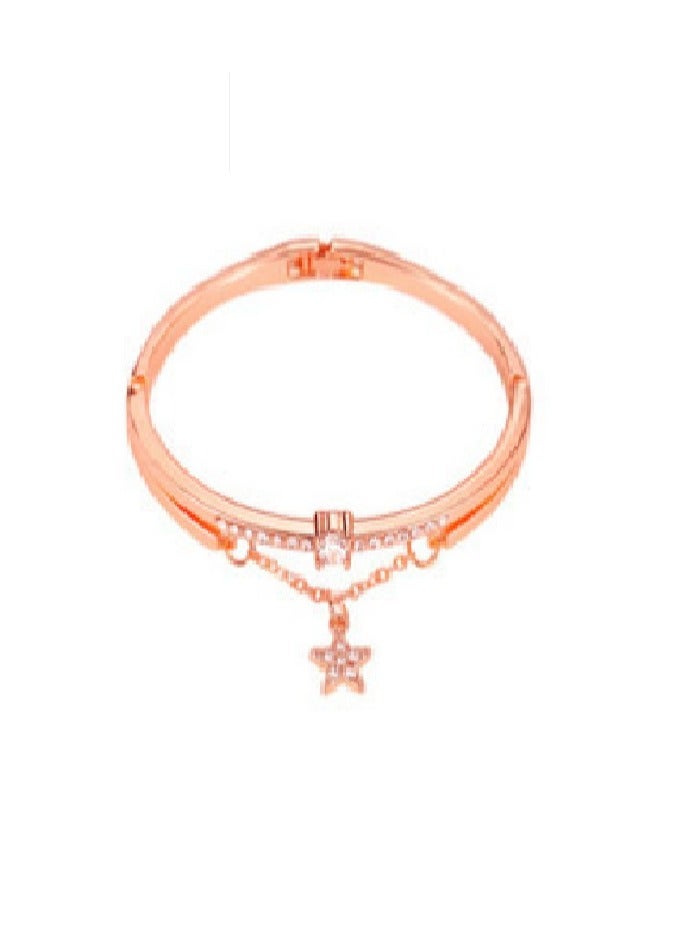 Fashionable bucket shaped square women's quartz watch with exquisite rhinestones on the dial, a two-piece set of watches and bracelets - Image 4