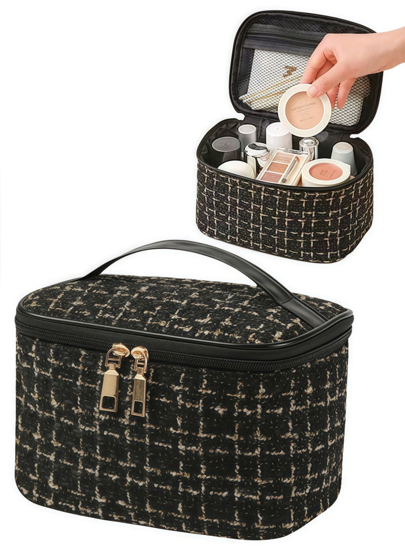 Hand Makeup Bag Travel Portable Cosmetics Black Storage Bag - Image 1