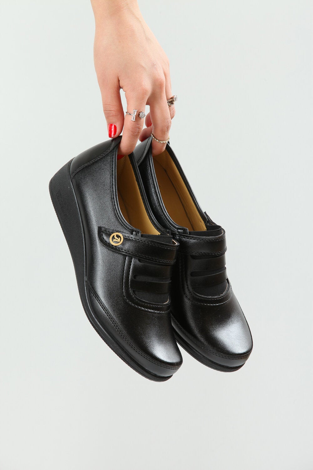 أحذية نسائية سوداء كلاسيكية طبية للأمهات أحذية بال...