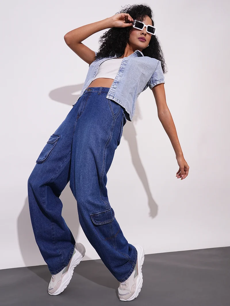 جلو باص جينز نسائي جلوبس أزرق بقصة مستقيمة وخصر متوسط بلمسة نظيفة وتلاشي خفيف بستايل كارغو قطني