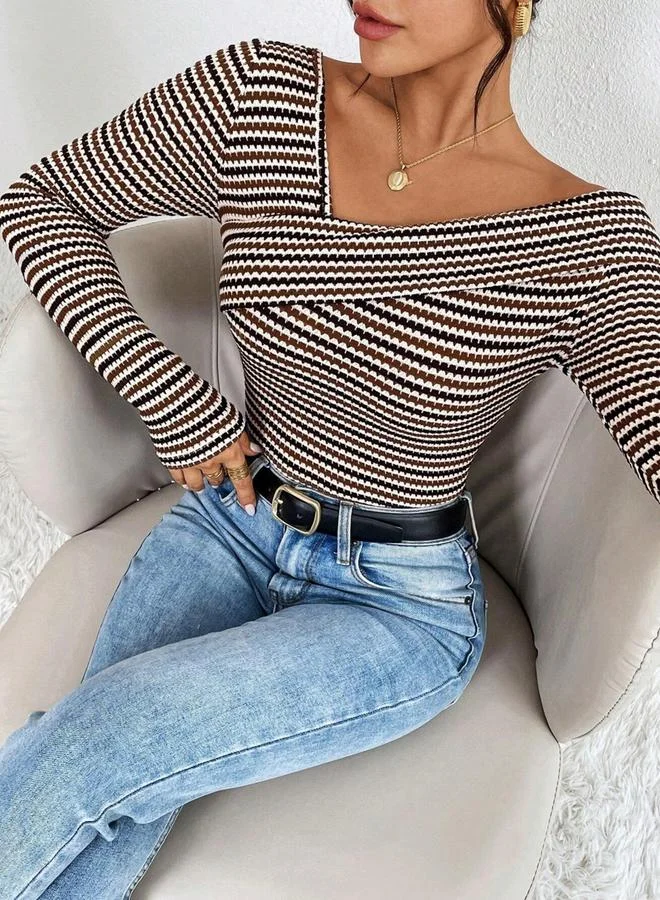 تايك تو بلوزة بأكمام طويلة وياقة على شكل حرف  مخططة