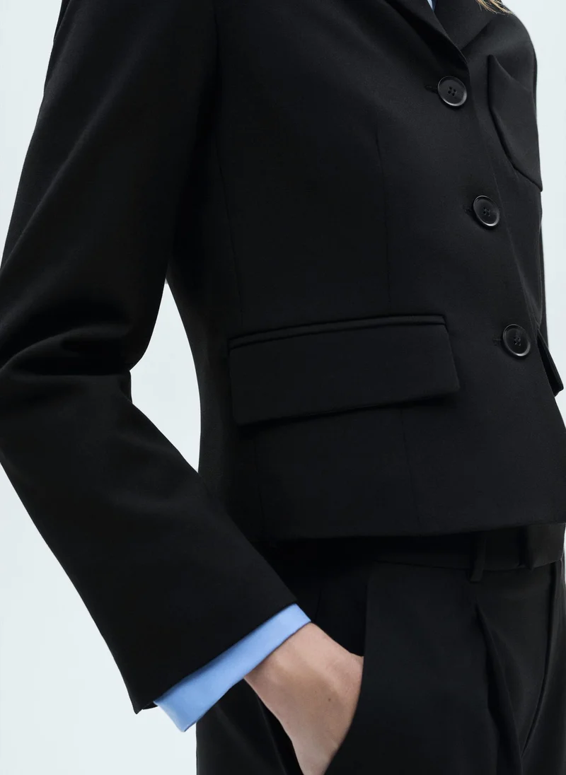 مانجو Cropped Jacket With Buttons