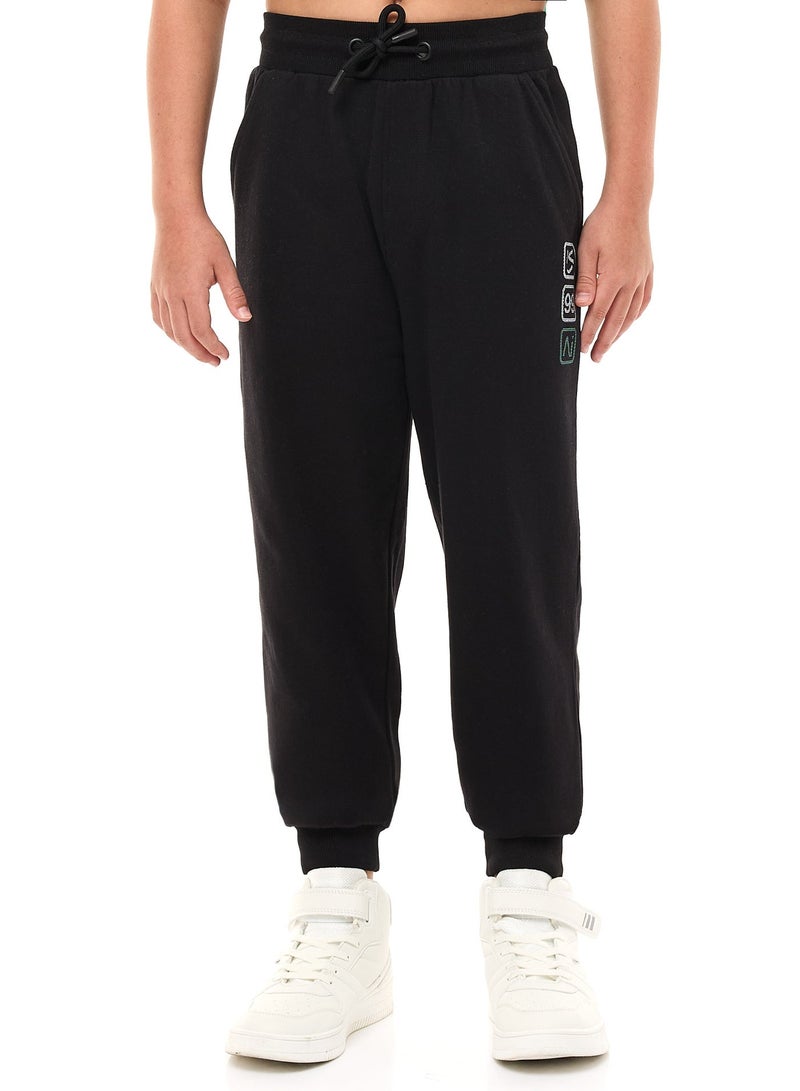 فكتور اند جين طقم سويت شيرت وبنطلون رياضي للأولاد مكون من قطعتين (8-14 سنة) أخضر-أسود - Image 5