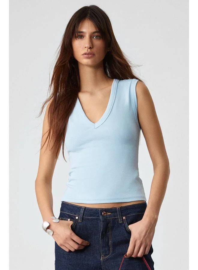 Grimelange Lescosa Women's Slim V‑Neck Sleeveless Blue Blouse