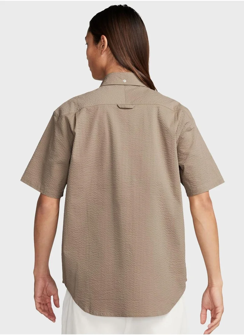 نايكي Seersukr Button Down Shirt