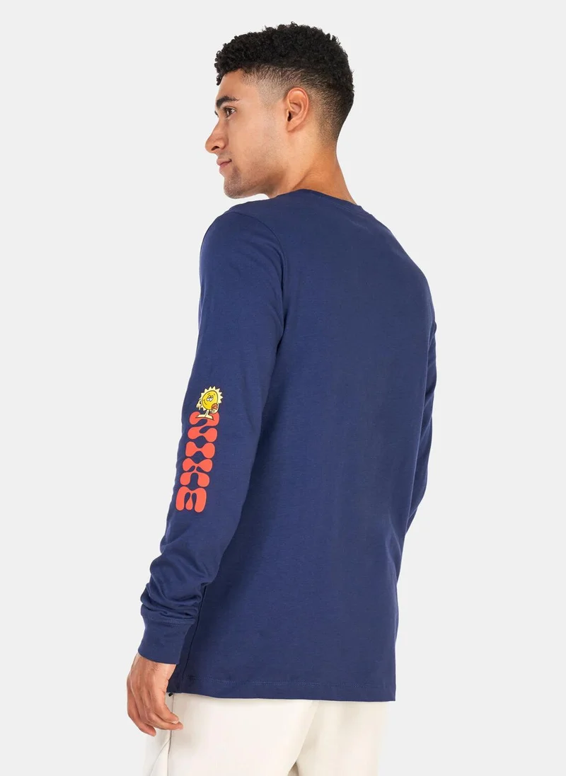 Nike Men's Graphic Long-Sleeve T-Shirt