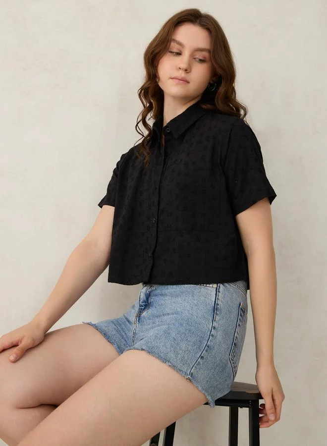 OUTZIDR Black Cotton Schiffli Crop Shirt