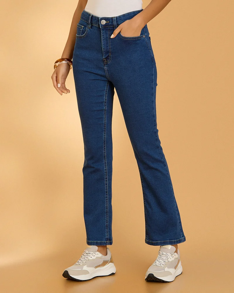 ردتاغ Women Blue Kick Flare Jeans
