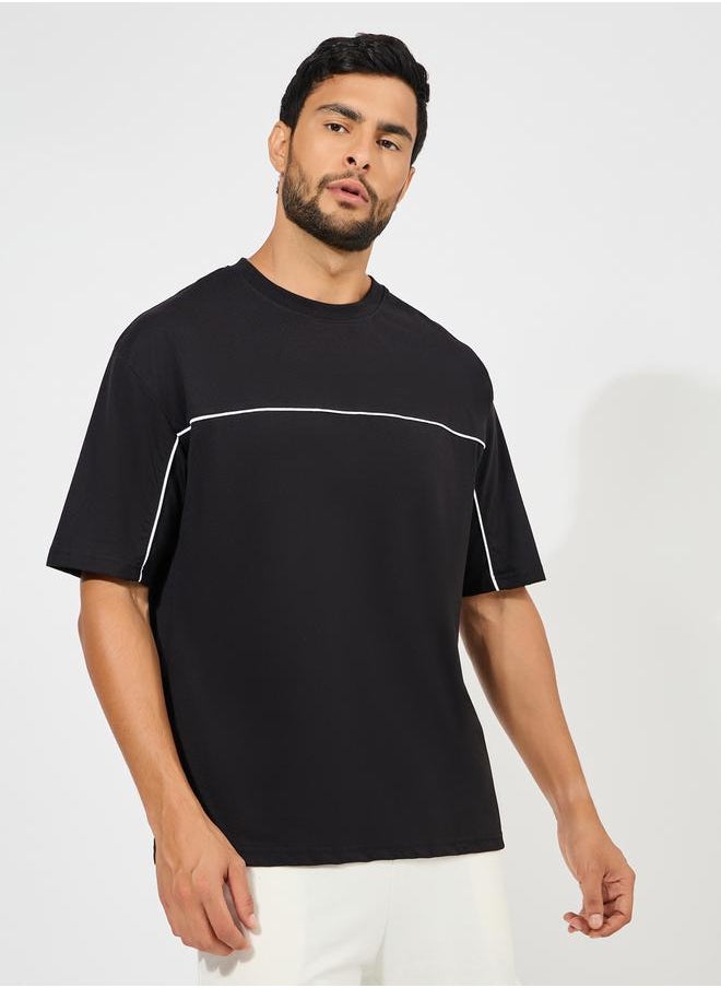 Contrast Seam Piping Detail Oversized T-Shirt - pzsku/ZE5B35D66304365F0AEBBZ/45/_/1720199442/d4fe2218-6aab-41da-b6a0-f4c0fed9333d