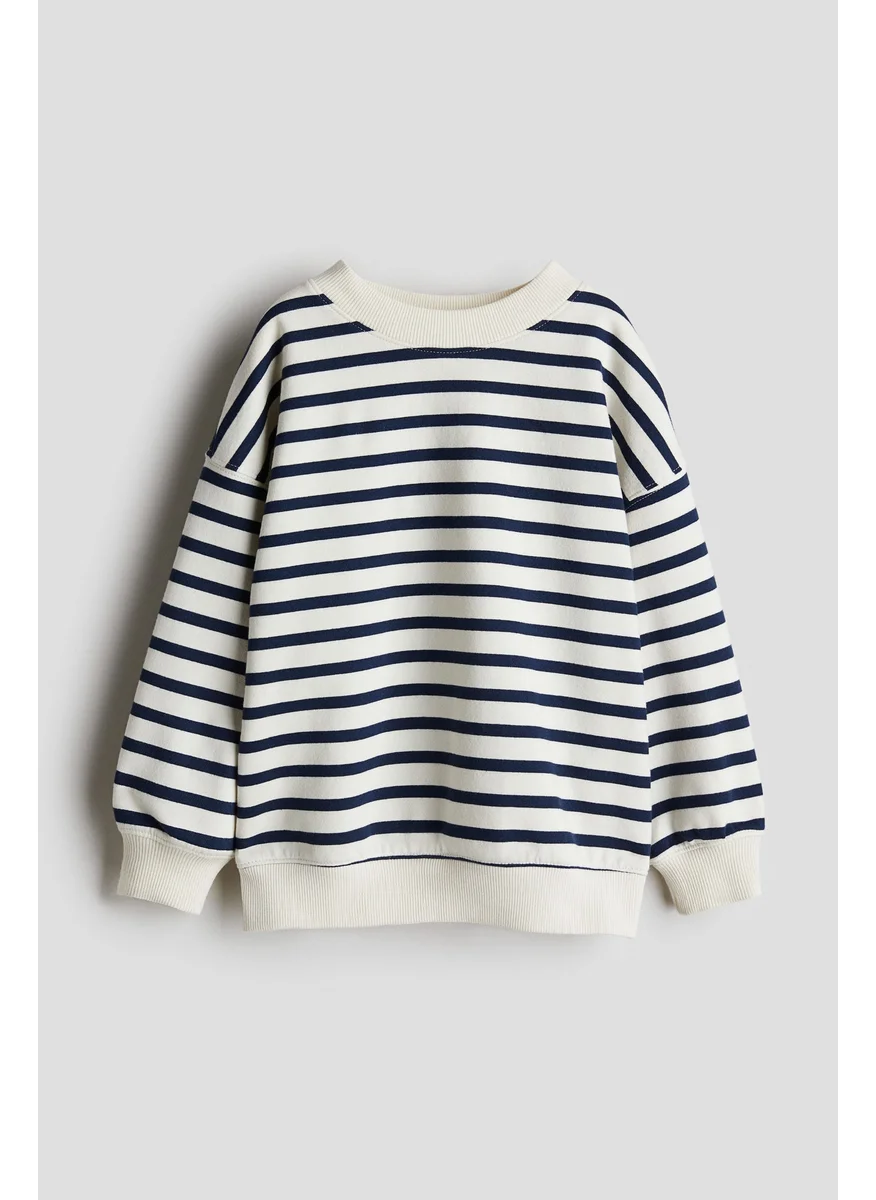 اتش اند ام Oversized Crew-Neck Sweatshirt