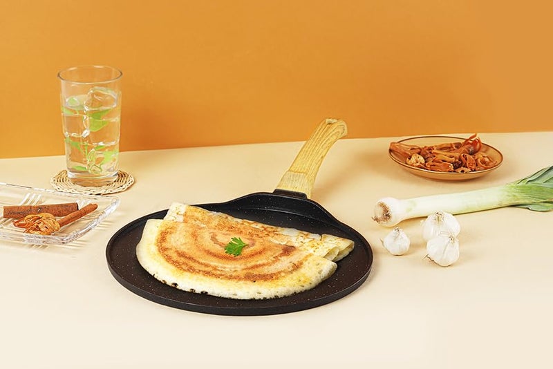 CELLO Castello Die Cast Induction Aluminium Flat Tawa 28 Cm, 4 mm Thickness | Induction Base Dosa Tawa | Scratch Resistant | Dishwasher Safe | Black - Image 2