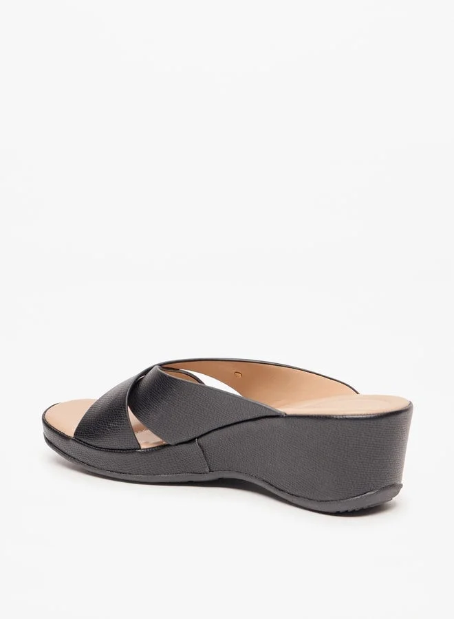 لو كونفورت صنادل نسائية بنعل ويدج بحزام متقاطع