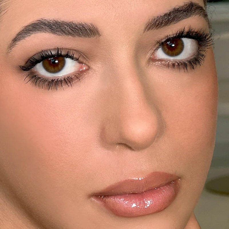 Kevyn Aucoin Indecent Mascara, Black: Thin cone-shaped brush. Creamy lash condition formula. Dramatic and natural look. Long wear. Clump & flake-free. Pro makeup artist go to for defined fuller lashes - Image 4