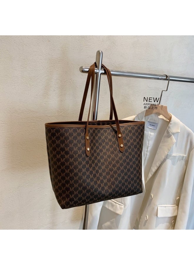 كيفية حقيبة كتف نسائية بسعة كبيرة، كلاسيكية وغير رسمية - Image 1