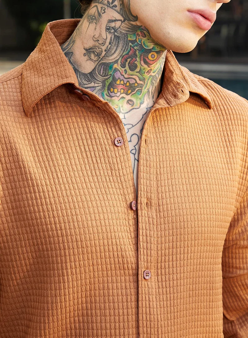Campus Sutra Men's Burnt Sienna Grid-Textured Shirt