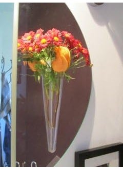 Gadjit Gadjit Vinyl Window Vase Single Stem Style  Suctions to Windows and Mirrors Holds 1 stem Greenery and Water Clear Flexible Vinyl  - Image 3