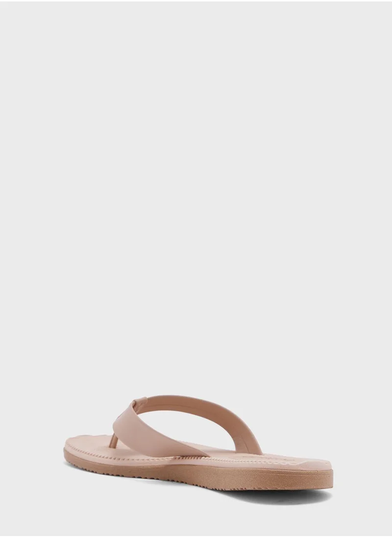 بيرا ريو Theodora Single Strap Flat Sandals