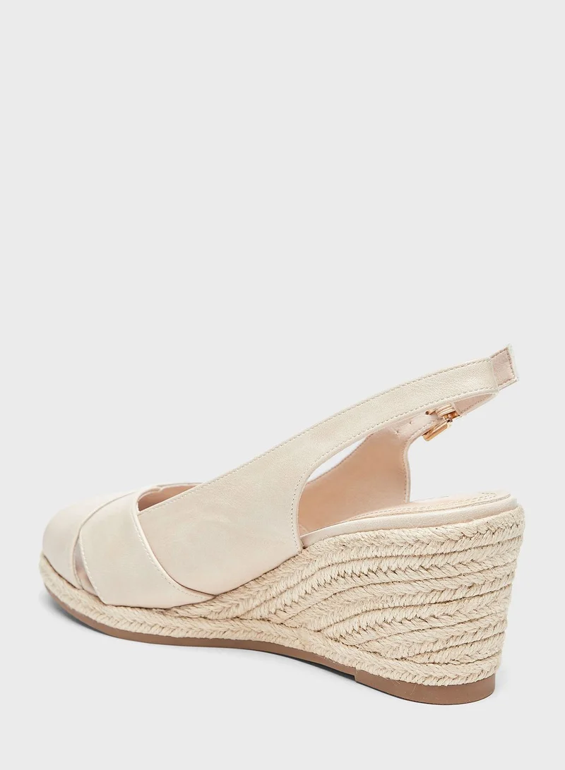 سيليست Sling Back Pumps