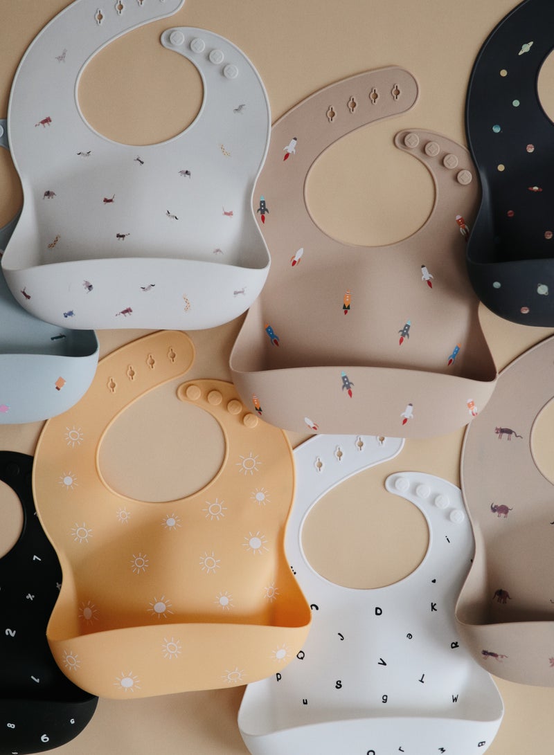 Mushie Silicone Bib White Letters - Image 2