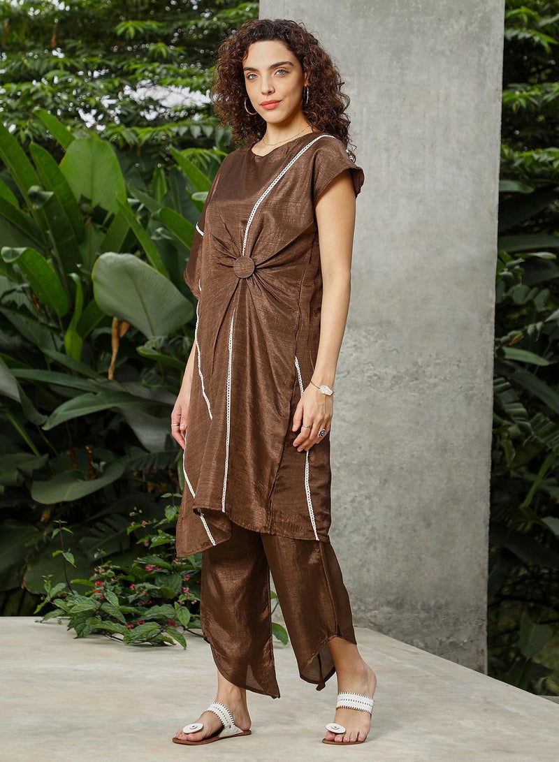  قصة Women's Chocolate Brown Asymmetrical Cinch Kurta Set  - Image 3