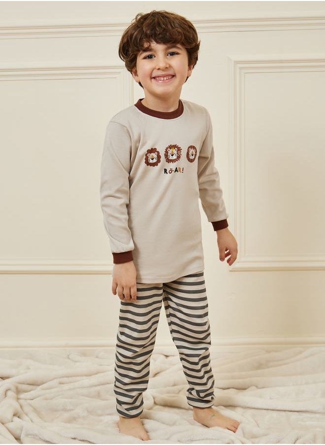 Cartoon Printed T-Shirt & Striped Pyjama Set - pzsku/ZE5C4ABAC0DF4AECD7C8FZ/45/_/1707139020/bf8cadd3-ab60-43aa-9cb8-112f3195fb45