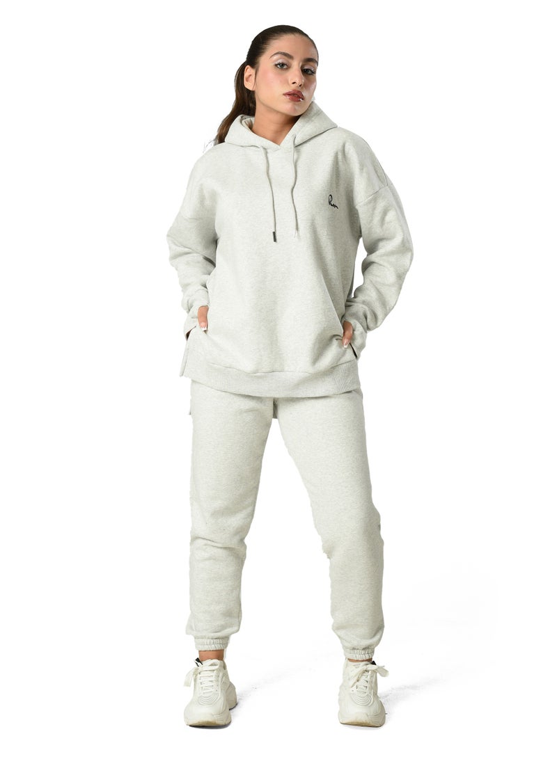 Roo Fashion Women's Oversize Hoodie and Pants Set  - Image 2