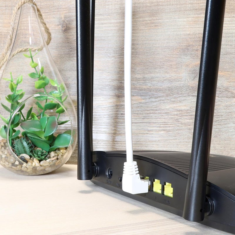 مترونيك، كابل إيثرنت مائل بزاوية 90 درجة من النوع Cat5e RJ45 UTP بسرعة 1 جيجابت في الثانية مع موصلات مطلية بالذهب، مثالي لأجهزة الكمبيوتر والتلفاز الذكي وأجهزة الألعاب (3 متر) - Image 4