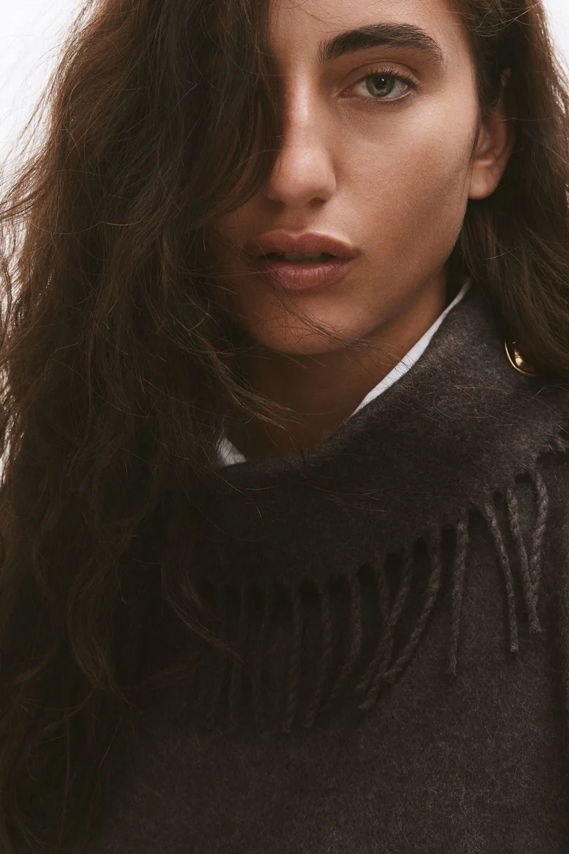 H&M Fringe-trimmed cape