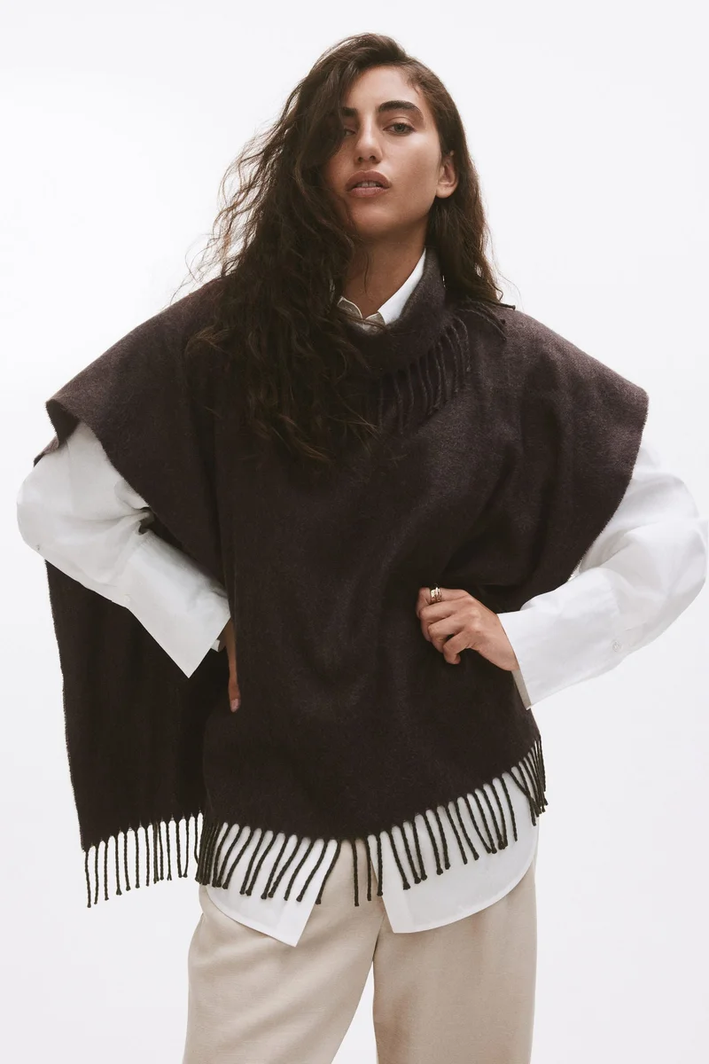 H&M Fringe-trimmed cape