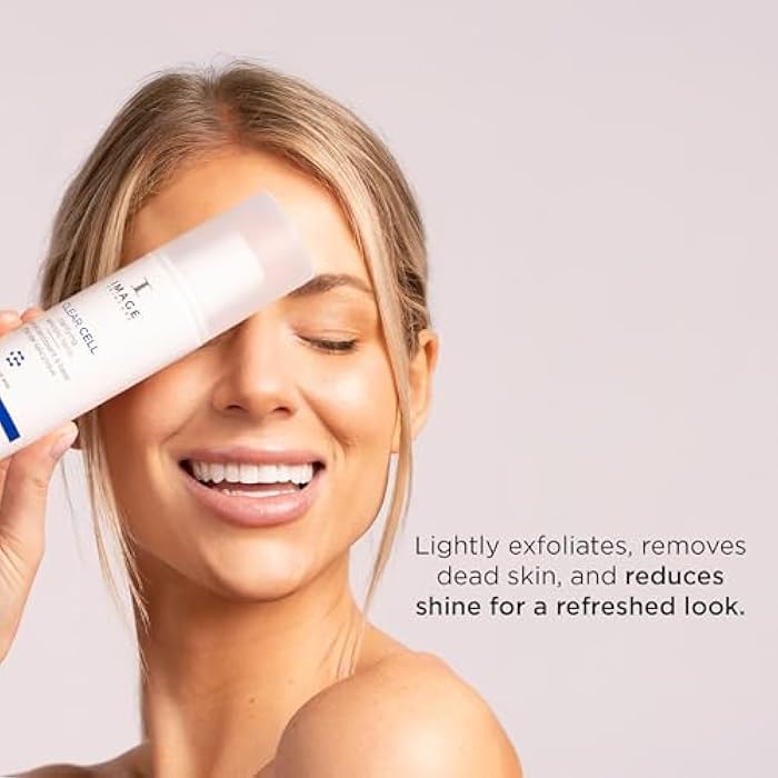 IMAGE Skincare, Clear Cell Clarifying Salicylic Tonic, Mattifying Toner for Pores, Redness and Light Exfoliation for Oily Prone Skin, 4 fl oz - Image 3