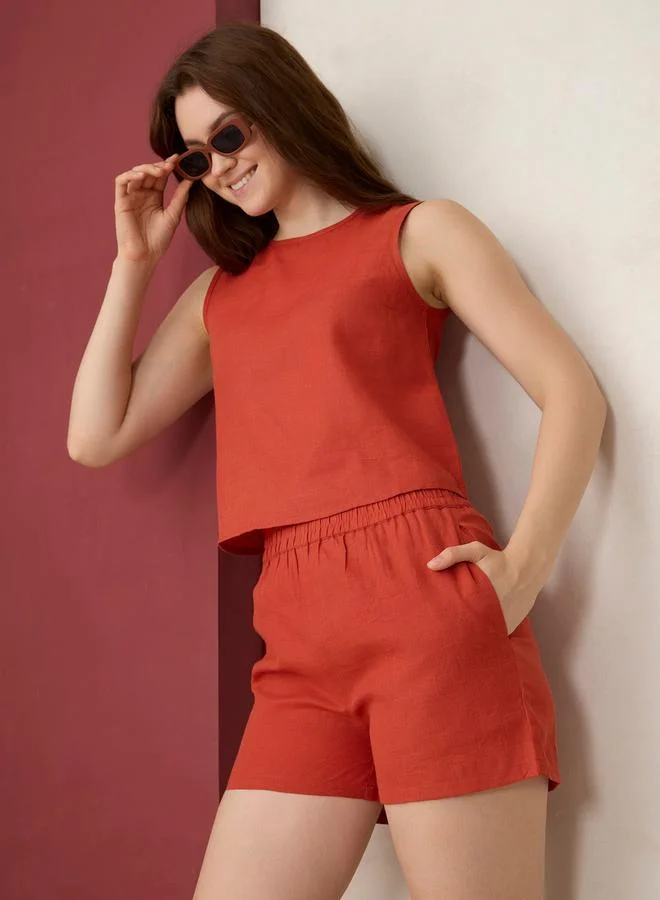 أوجيدر طقم منسق من شورت وبلوزة بلا أكمام