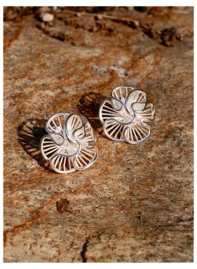 NeeMee Design-Inspired Pleated Floral Hollow Earrings - Image 2