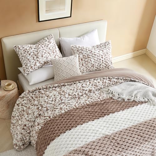 Petrichor Fluffy Queen Comforter Set - Taupe and White Striped Faux Fur Blanket for Queen Bed, Ultra-Soft Warm Bedding for Winter & Fall, Cozy 3 Piece Bed Set (1 Comforter & 2 Pillowcases) - Image 3
