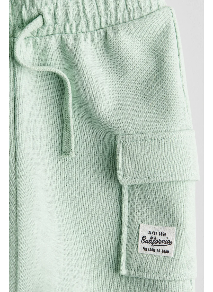 اتش اند ام Sweatshirt Cargo Shorts