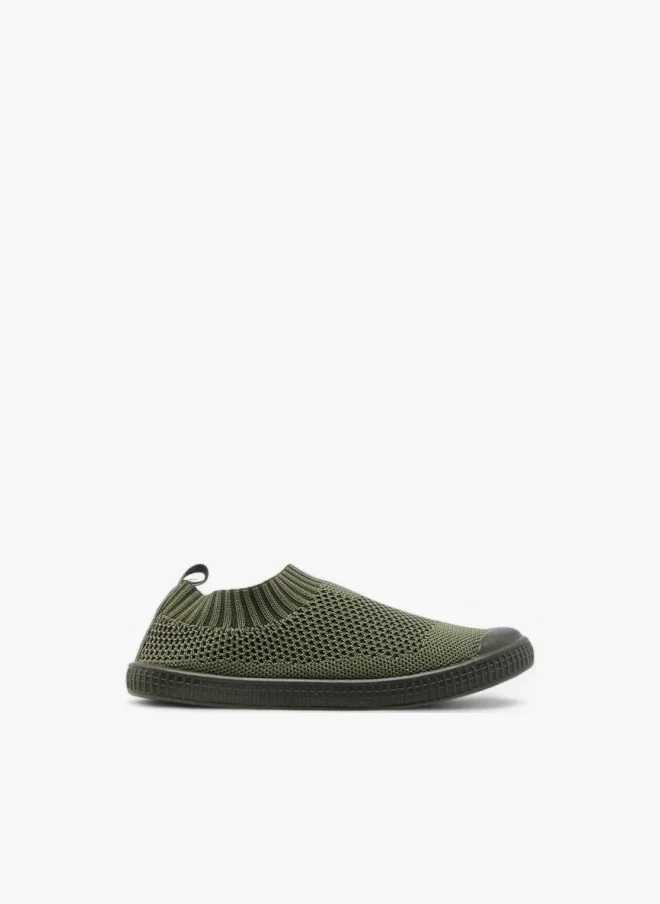 Textured Slip-On Sports Shoes