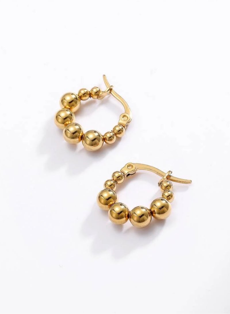 إيكوال حلق اذن نسائي دائري من الاستانلس ستيل أنيق وعالي الجودة باللون الذهبي - Image 2