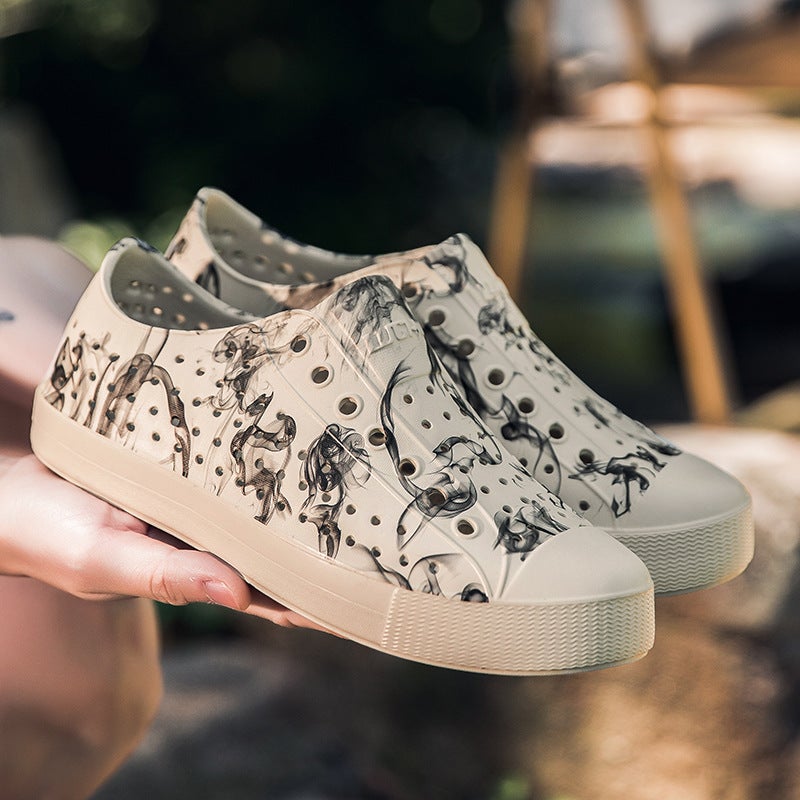 New Luchi Spray-Painted Clogs For Men And Women, Casual Beach Travel Couple'S Closed-Toe Breathable Water Sandals - Image 1