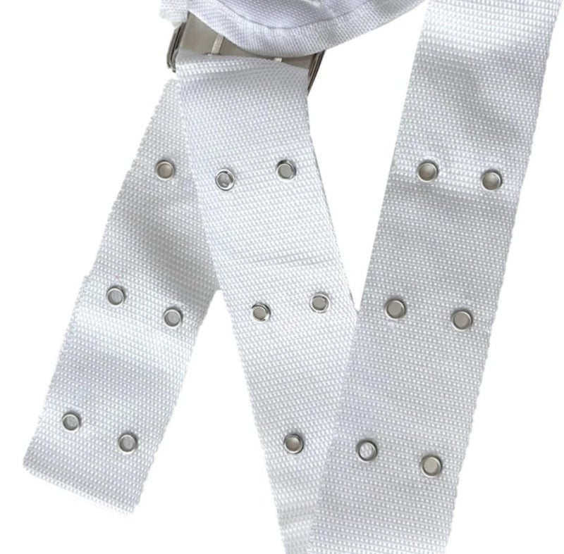 Generic Ihram Belt for Hajj and Umrah - Adjustable Size with Front Pockets and Zippered Compartments - Image 4