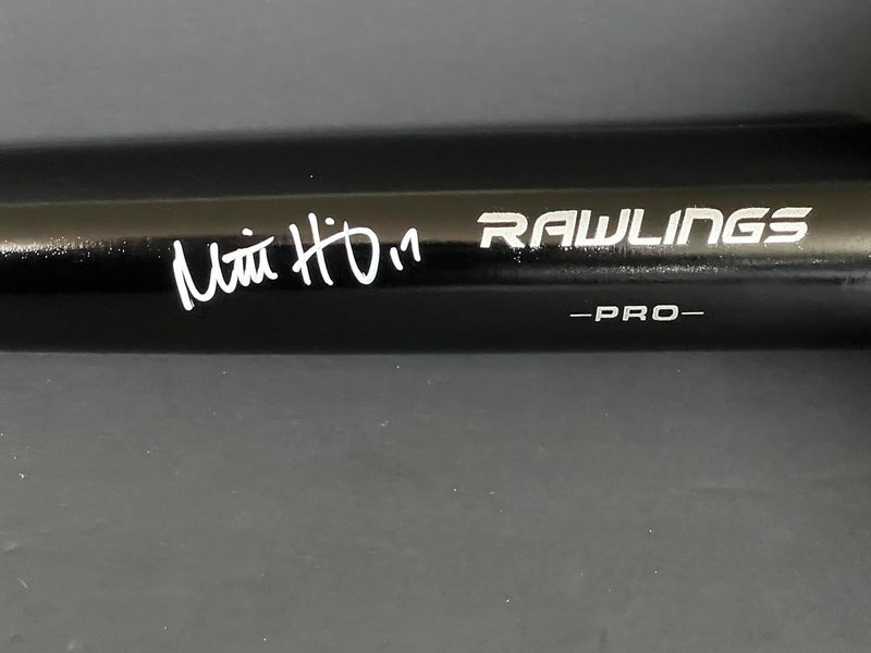 SidsGraphs Mitch Haniger Seattle Mariners Autographed Signed Black Baseball Bat Beckett Hologram - Image 2