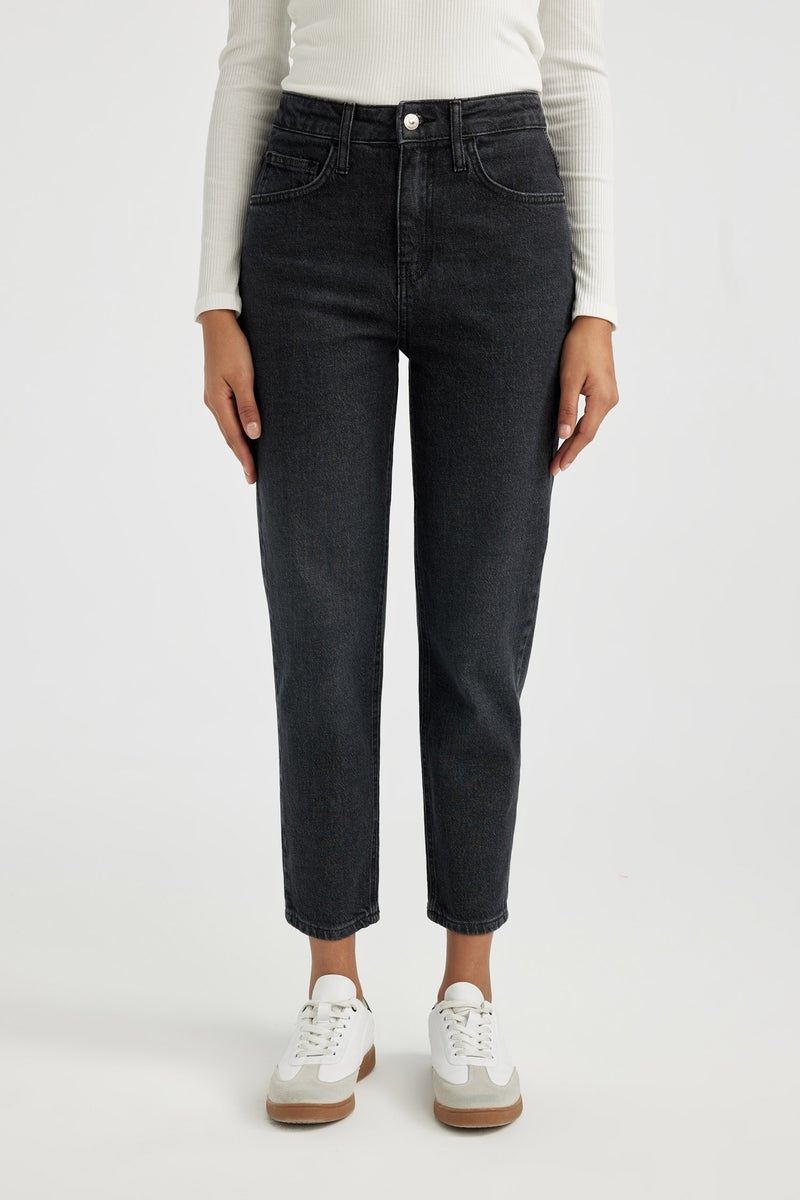 DeFacto Woman High Waist Ankle Length Comfort Mom Fit Jeans - Image 1