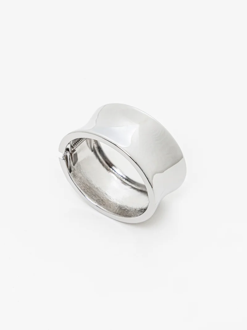 Lichi  Wide round bracelet in smooth metal for Women | Best Price UAE