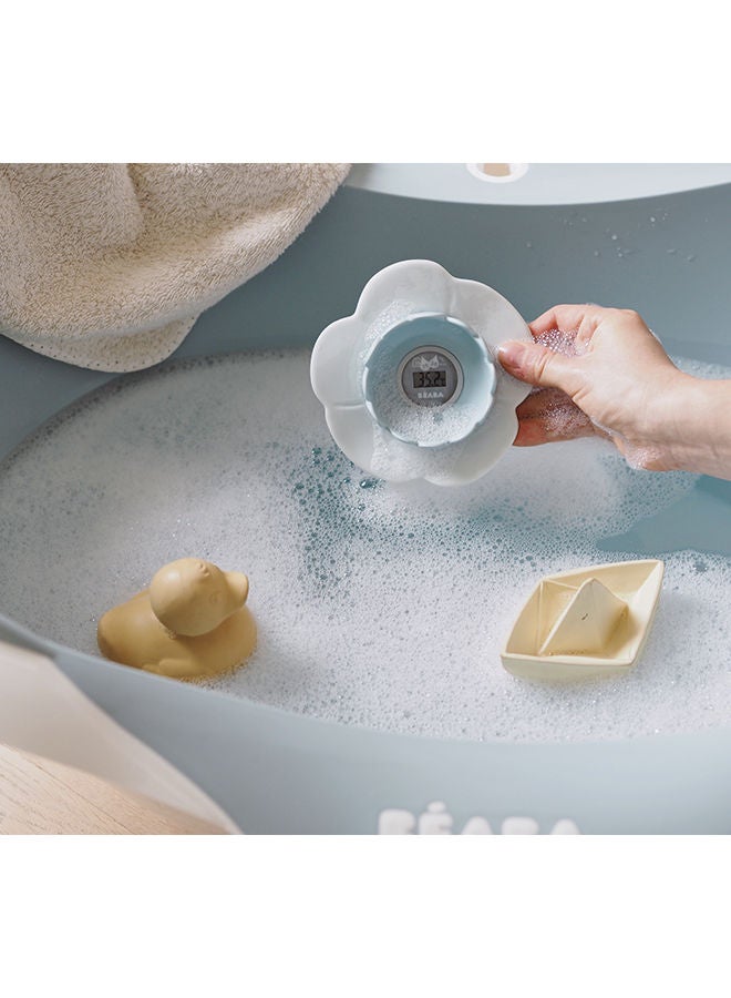 BEABA Lotus Multi - Functional Bath Thermometer Green And Blue - Image 5