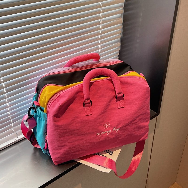 Lightweight Travel Duffel Bag with Wet-Dry Separation - Image 2