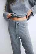 اتش اند ام Grey Medium Dusty