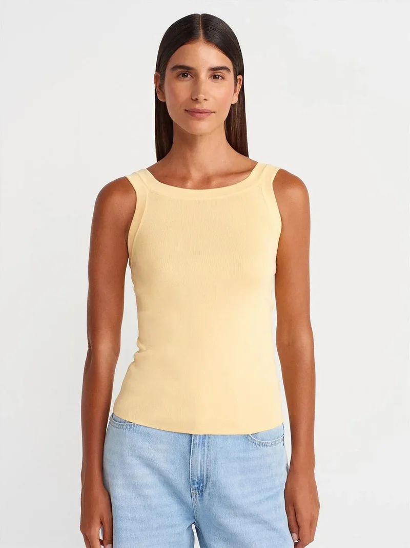 ديلفين Dilvin Sleeveless Ribbed Square-neck Blouse