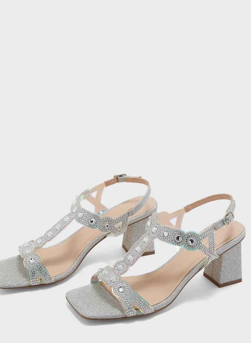 منبور Ankle Strap Mid Heel Sandals