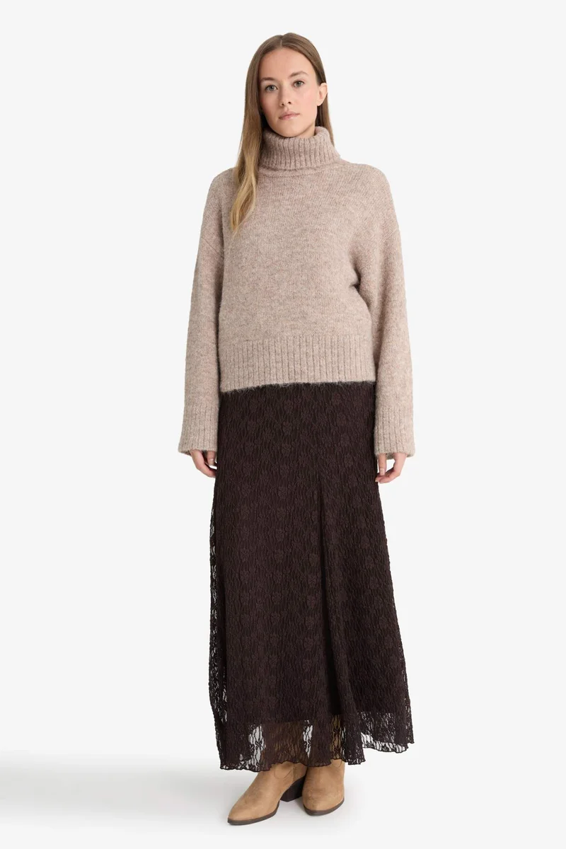 DeFacto A-Line Lace Maxi Skirt