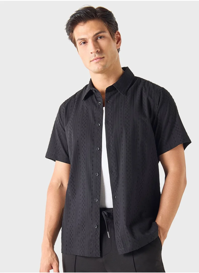 ايكونيك Textured Button Down Shirt