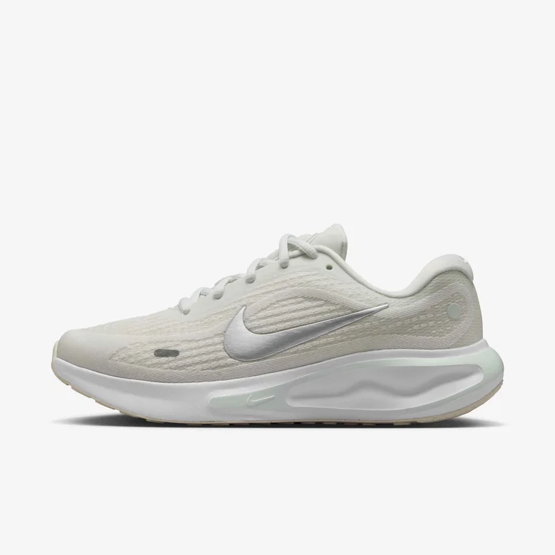 Nike Women's Journey Run Road Running Shoes