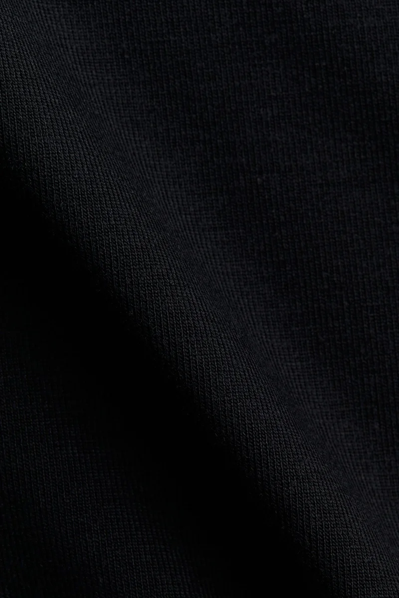 اتش اند ام تي-شيرت بتصميم ضيق